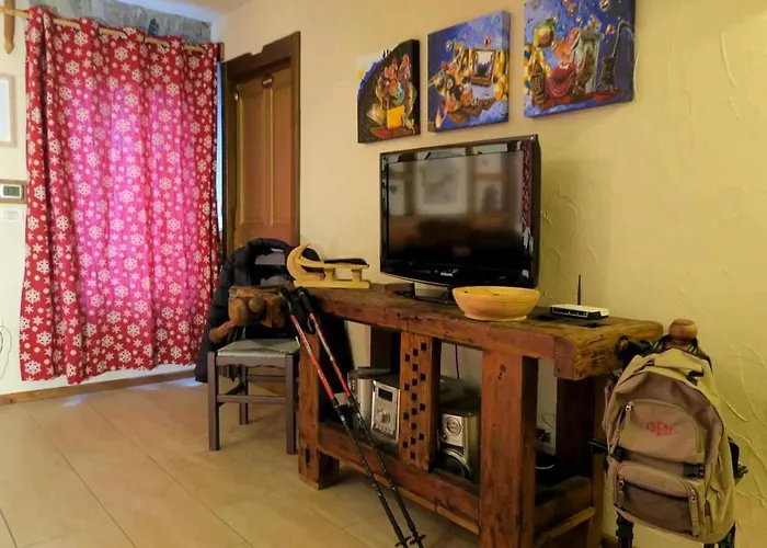 Romantica Con Vasca Idromassaggio بيت للعطل أَويستا