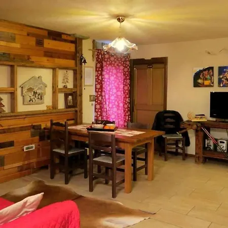 Romantica Con Vasca Idromassaggio Casa de Férias